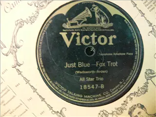 small_victor 18547 b.webp